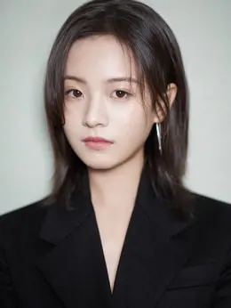 李庚希